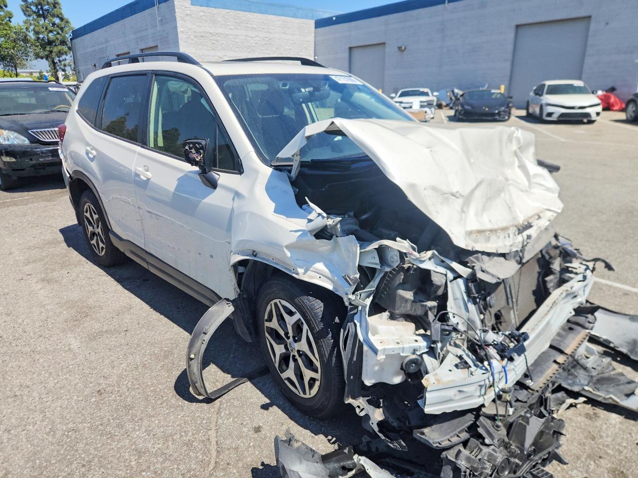 2020 SUBARU FORESTER PREMIUM photo 7
