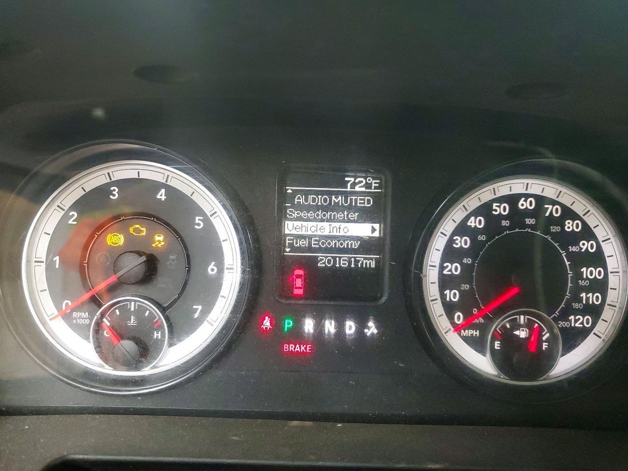 2015 RAM 1500 ST photo 9