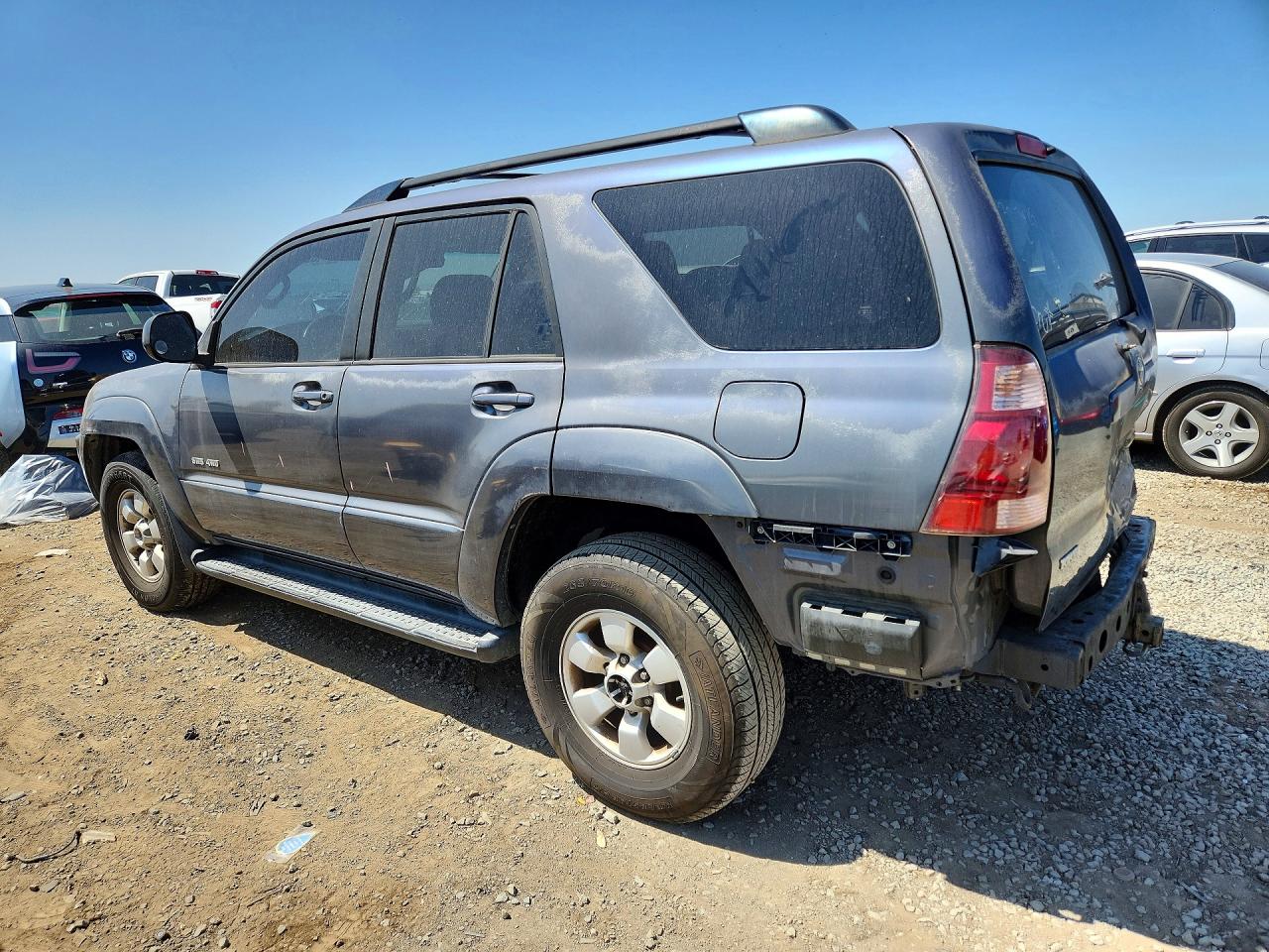 2005 TOYOTA 4RUNNER SR5 photo 3