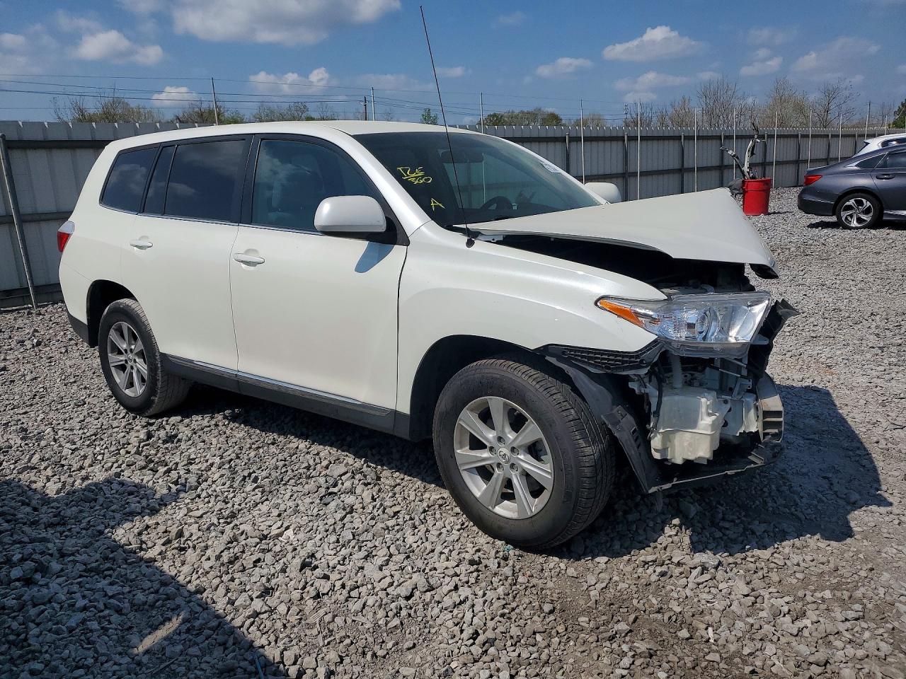 2012 TOYOTA HIGHLANDER BASE photo 10
