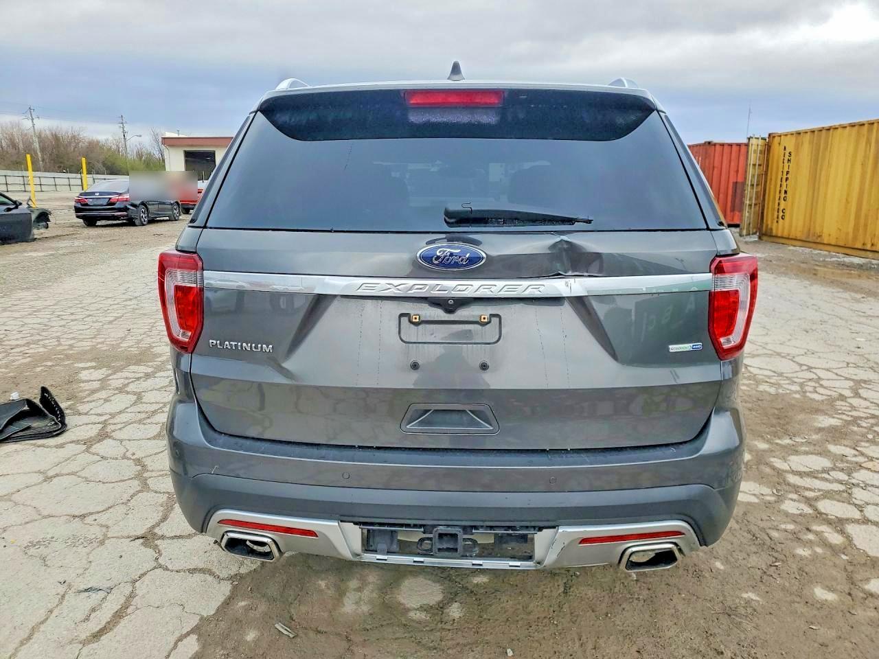 2017 FORD EXPLORER PLATINUM photo 11