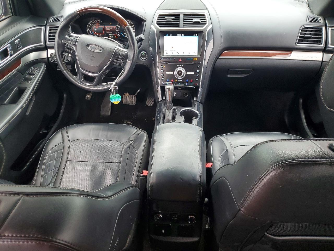2017 FORD EXPLORER PLATINUM photo 15