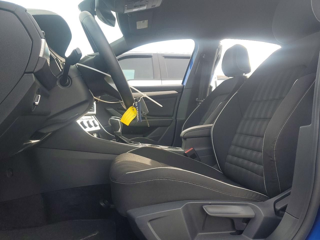 2024 VOLKSWAGEN JETTA SPORT photo 13