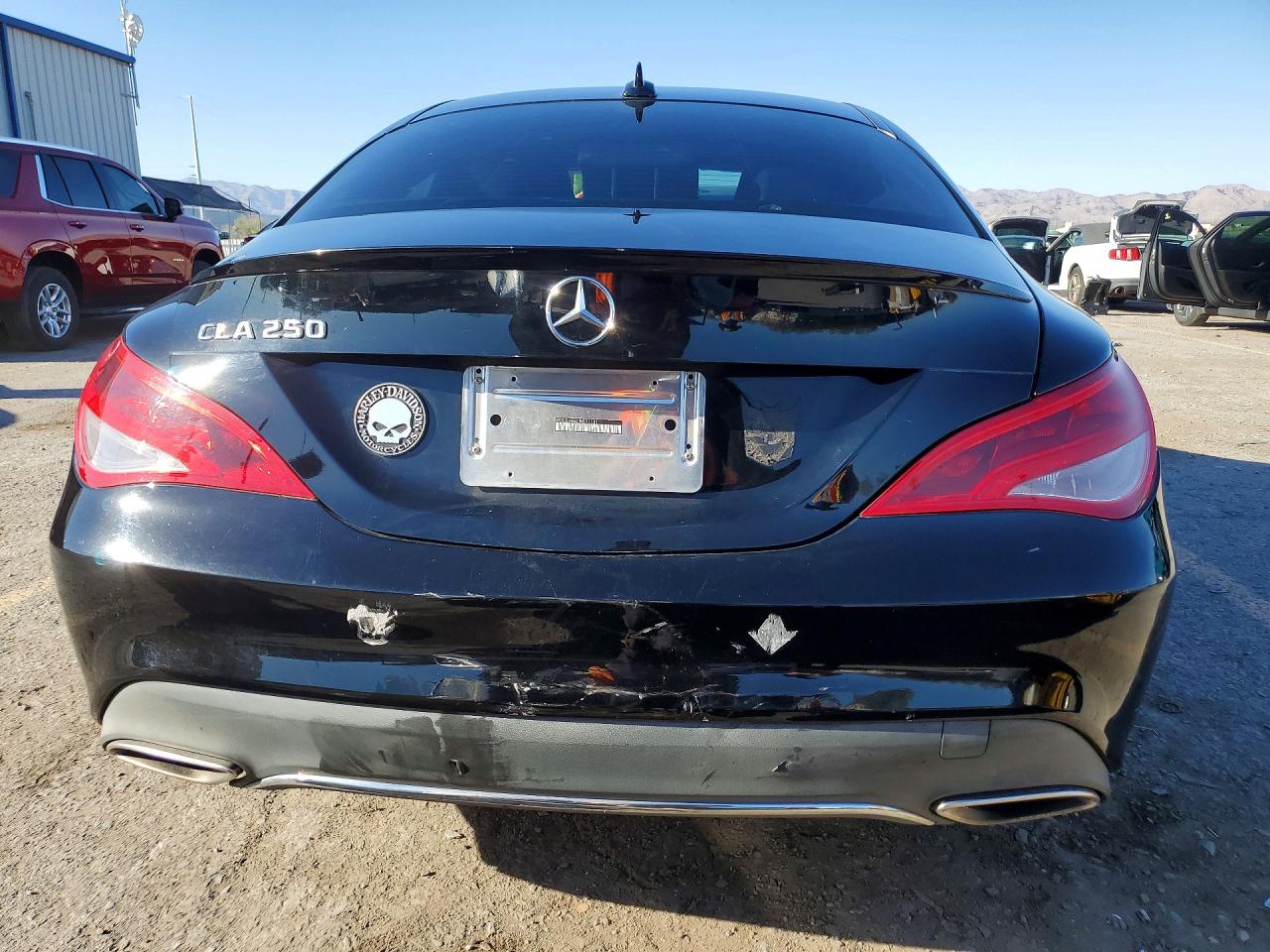 2018 MERCEDES-BENZ CLA 250 photo 11
