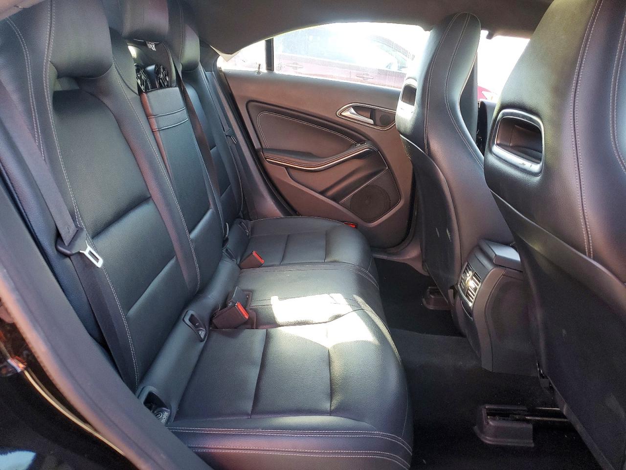 2018 MERCEDES-BENZ CLA 250 photo 19