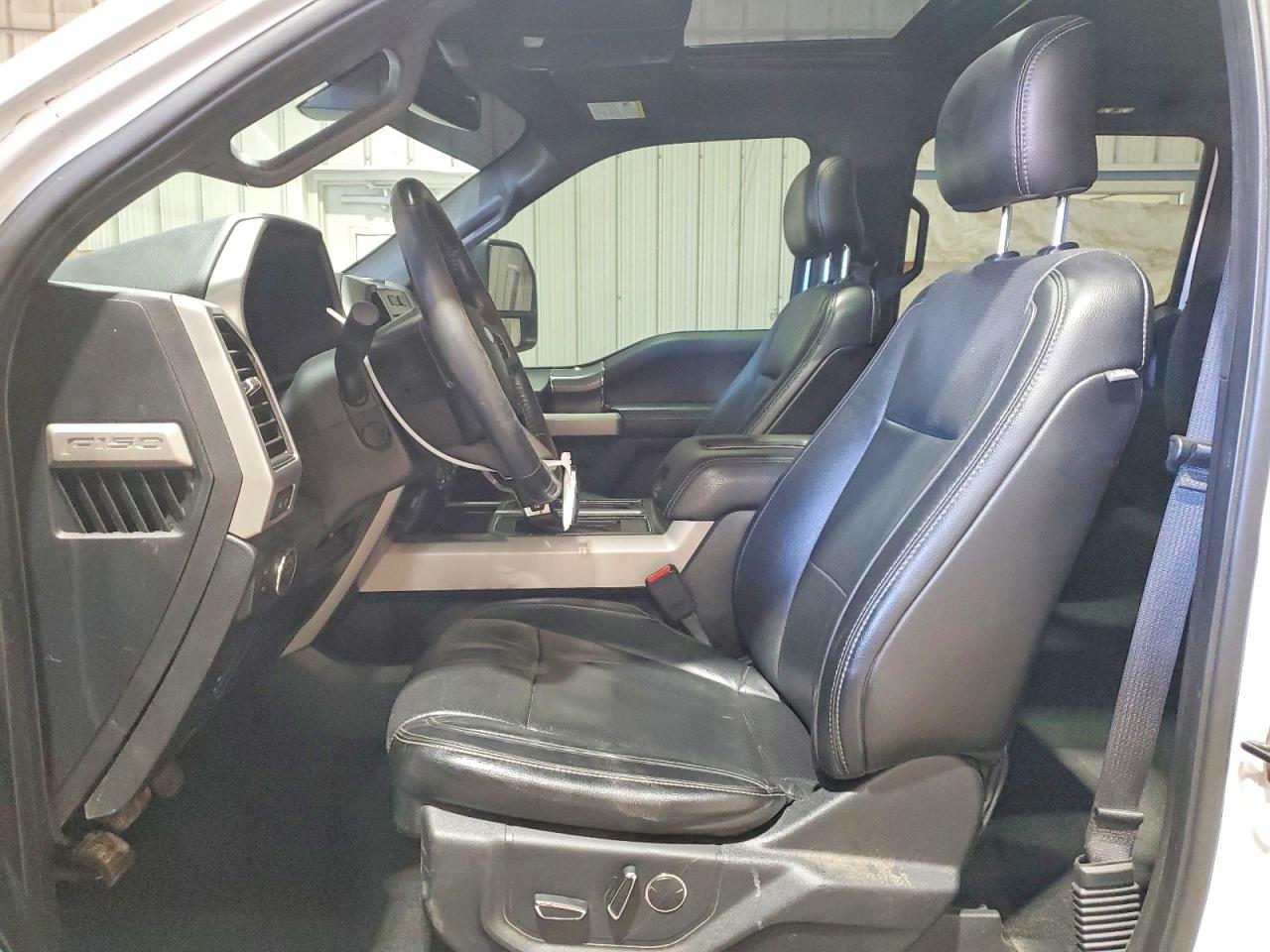 2017 FORD F150 SUPERCREW photo 13