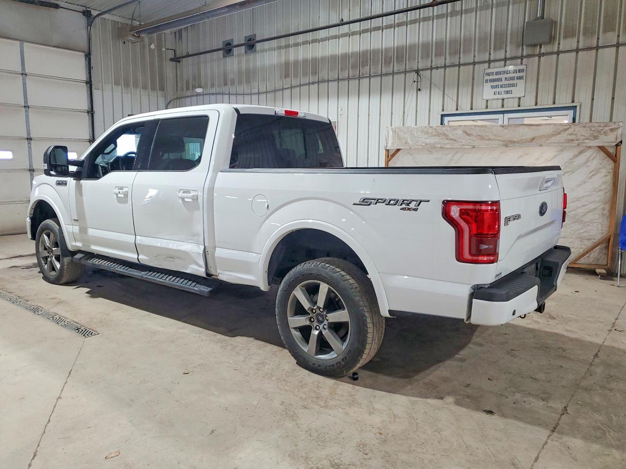 2017 FORD F150 SUPERCREW photo 3