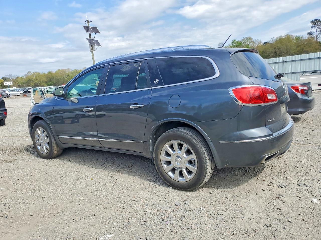 2014 BUICK ENCLAVE photo 3