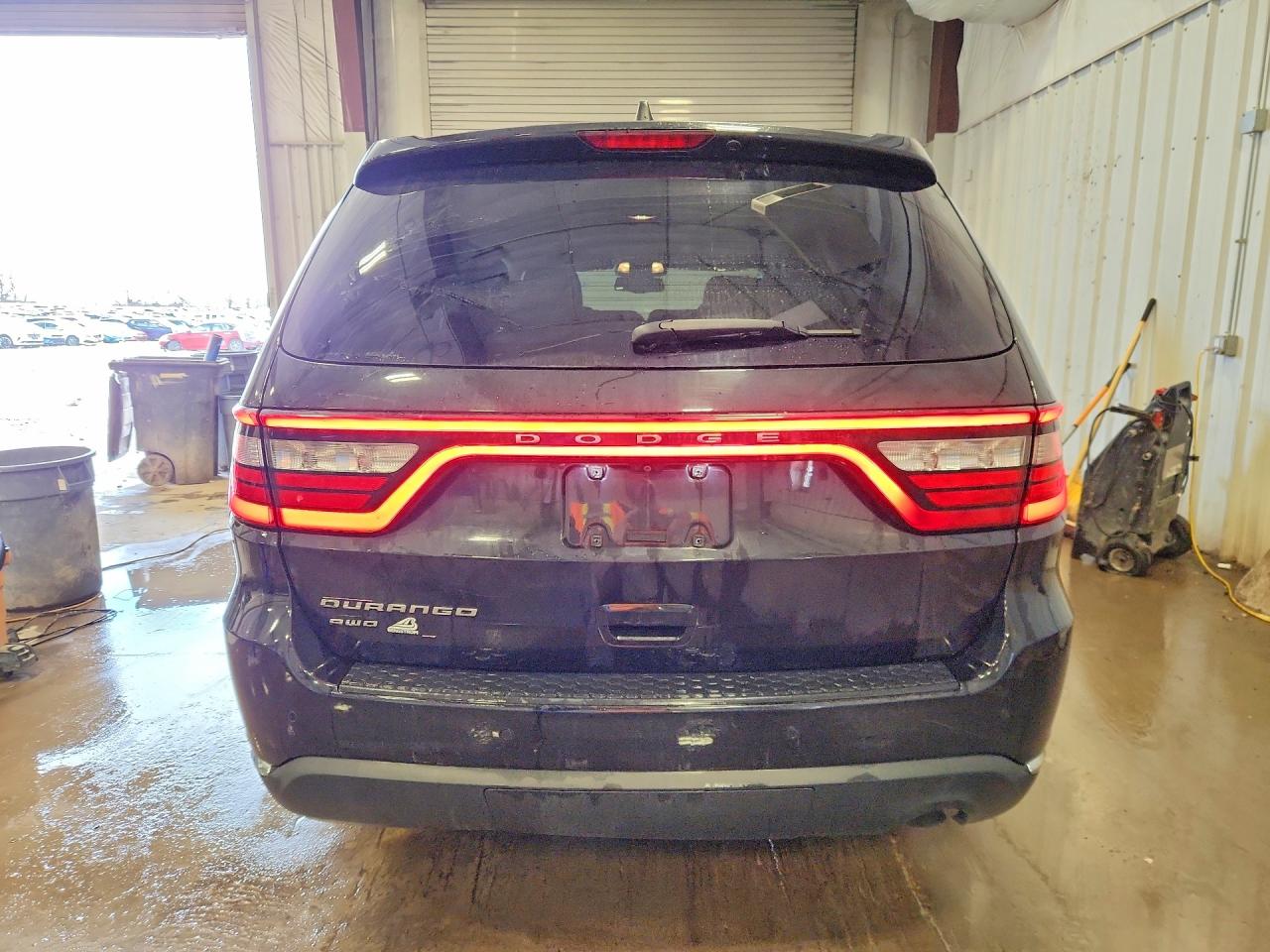 2016 DODGE DURANGO SXT photo 11