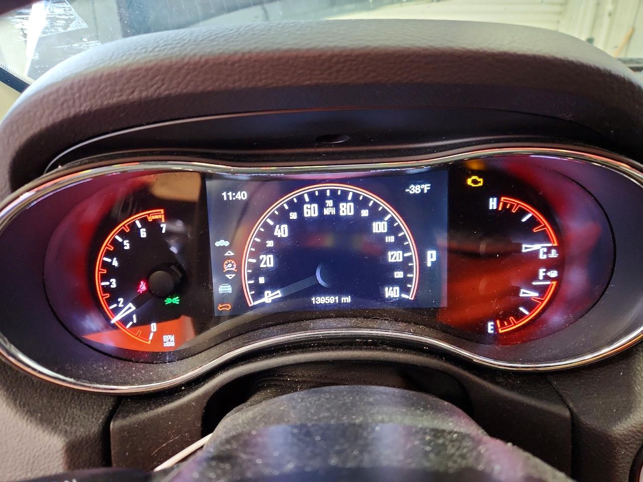 2016 DODGE DURANGO SXT photo 17