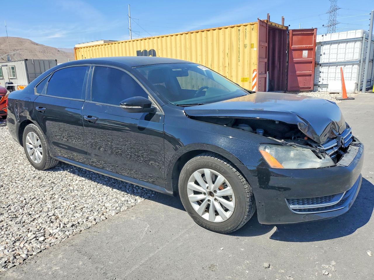 2012 VOLKSWAGEN PASSAT S photo 4
