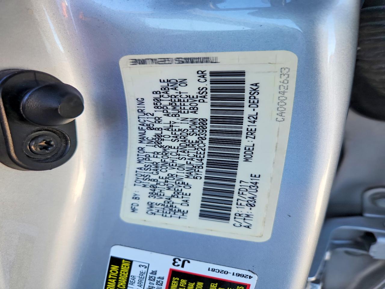 2012 TOYOTA COROLLA S photo 12