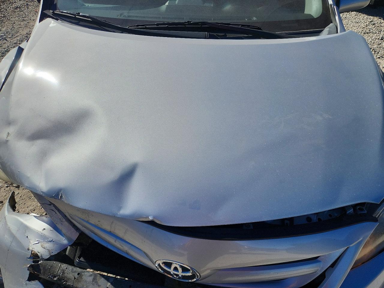 2012 TOYOTA COROLLA S photo 11