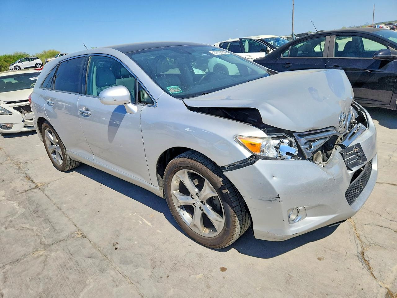 2012 TOYOTA VENZA XLE photo 7