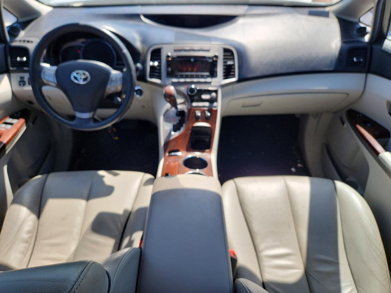 2012 TOYOTA VENZA XLE photo 15