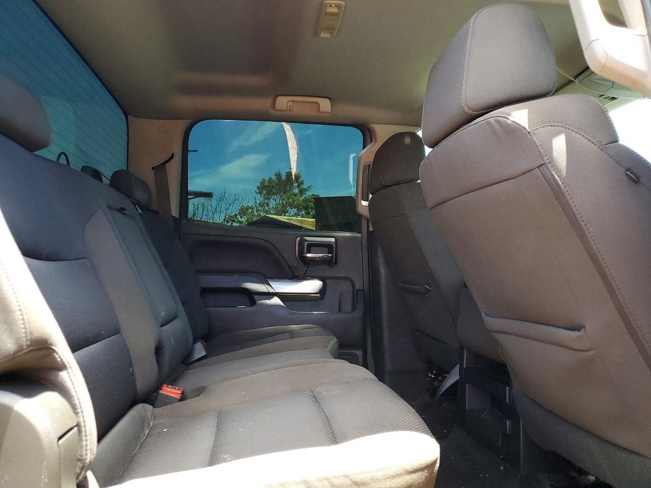 2018 CHEVROLET SILVERADO K1500 LT photo 19