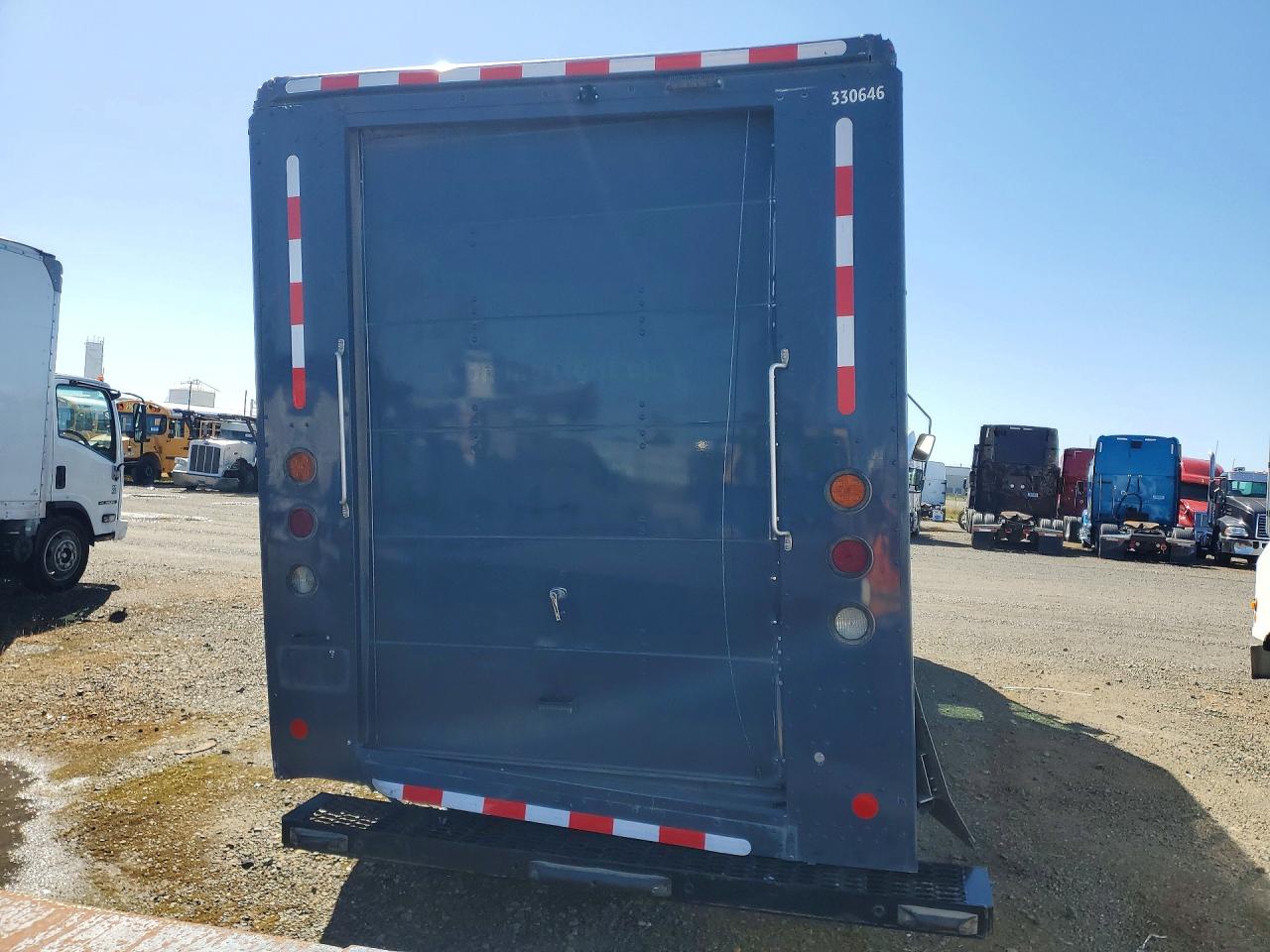2021 FORD F59 DELIVERY TRUCK photo 6