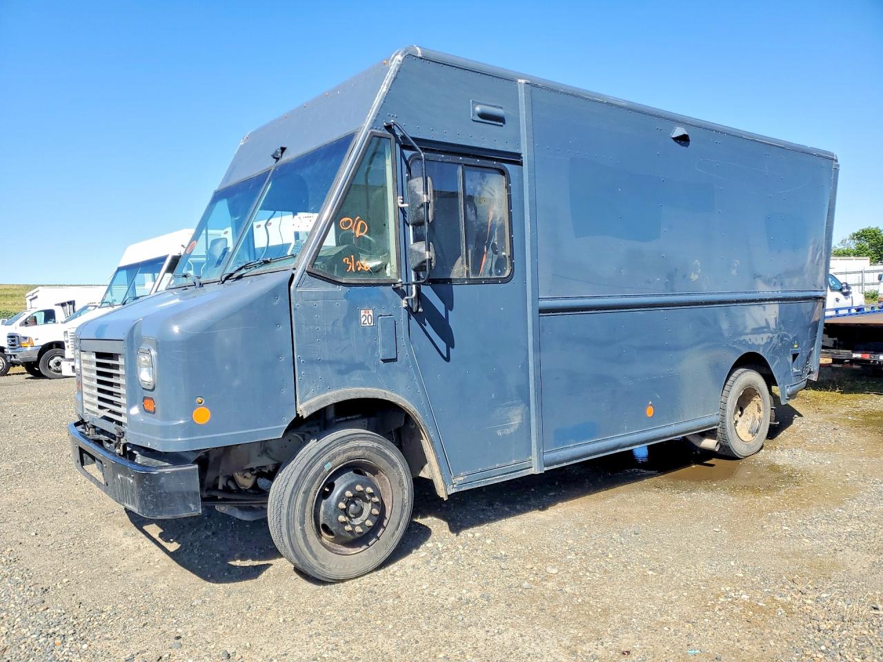 2021 FORD F59