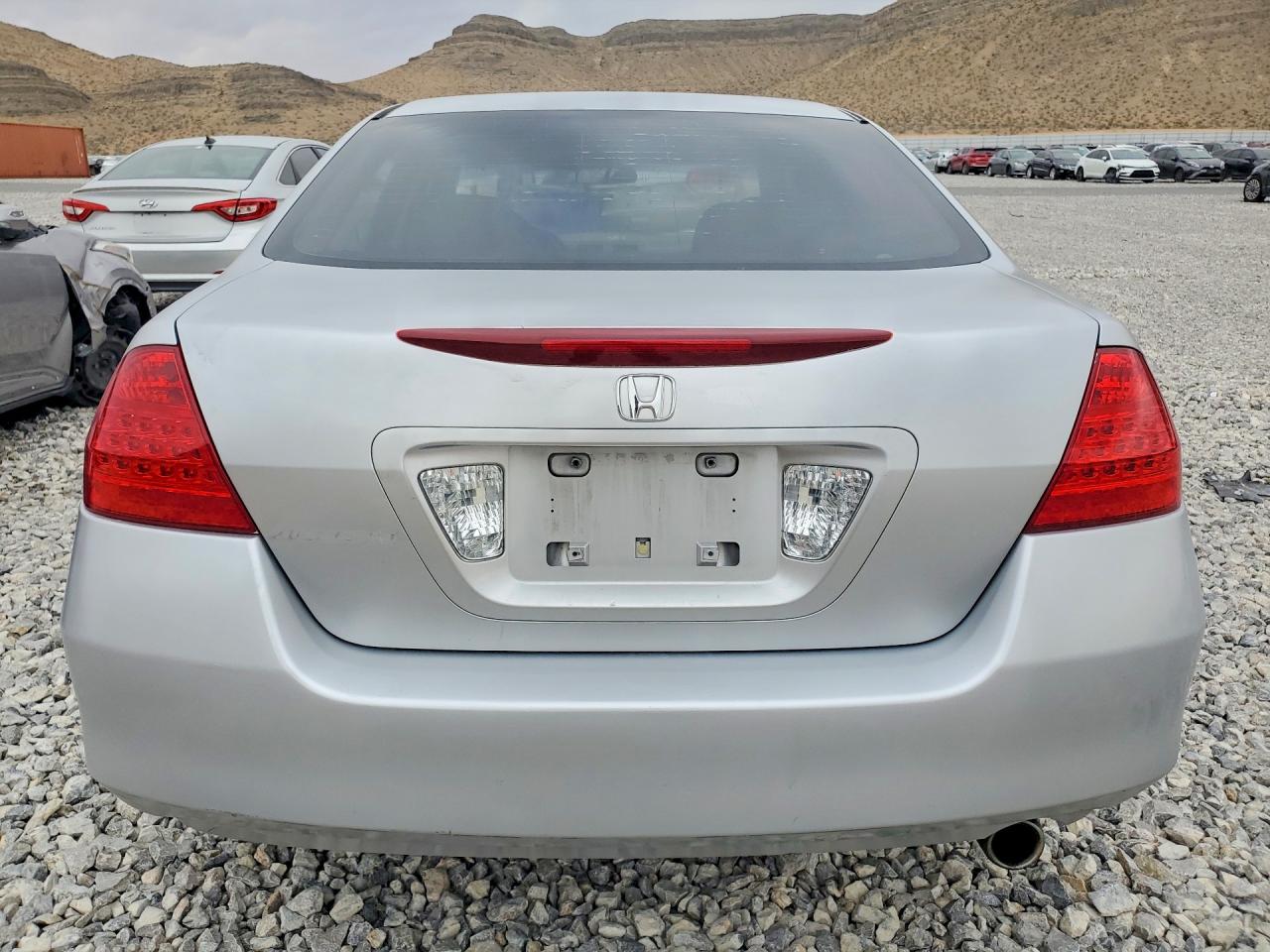 2006 HONDA ACCORD LX photo 11