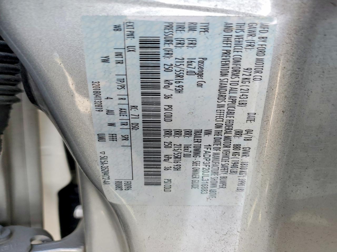 2018 FORD FOCUS SE photo 12