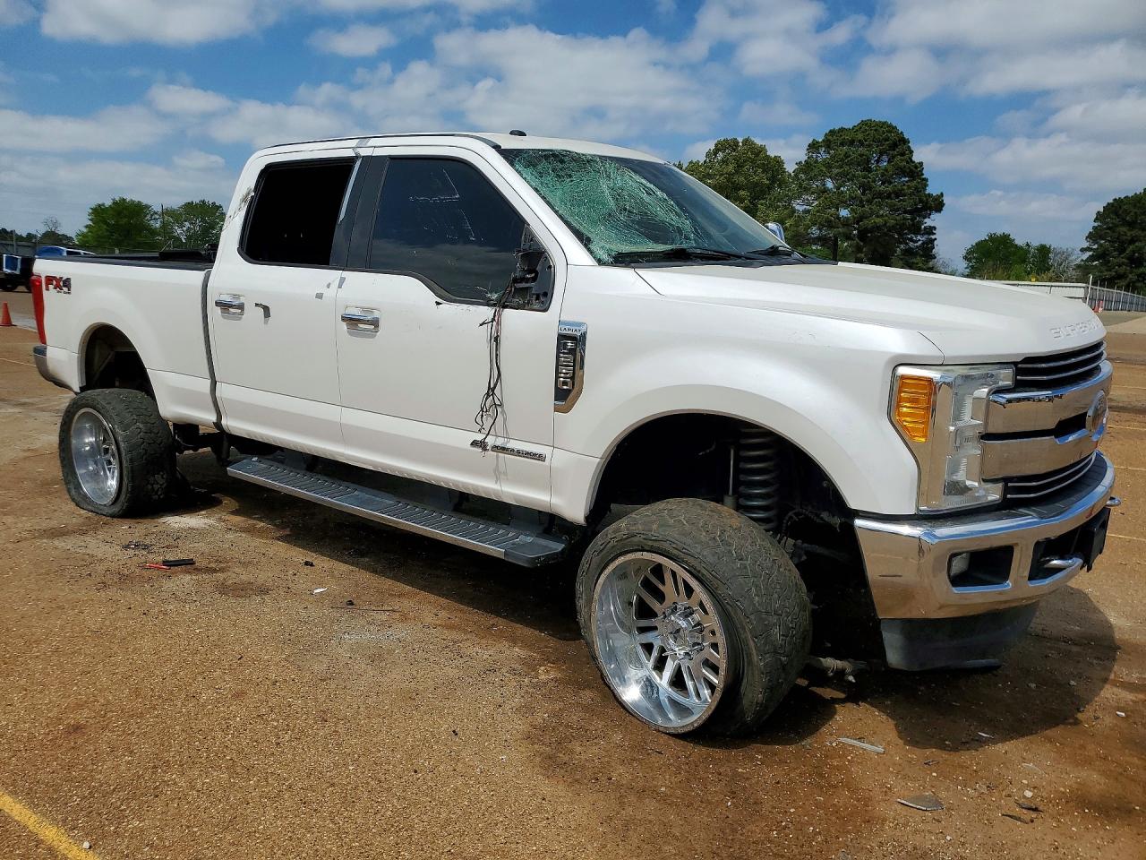 2017 FORD F250 SUPER DUTY photo 4