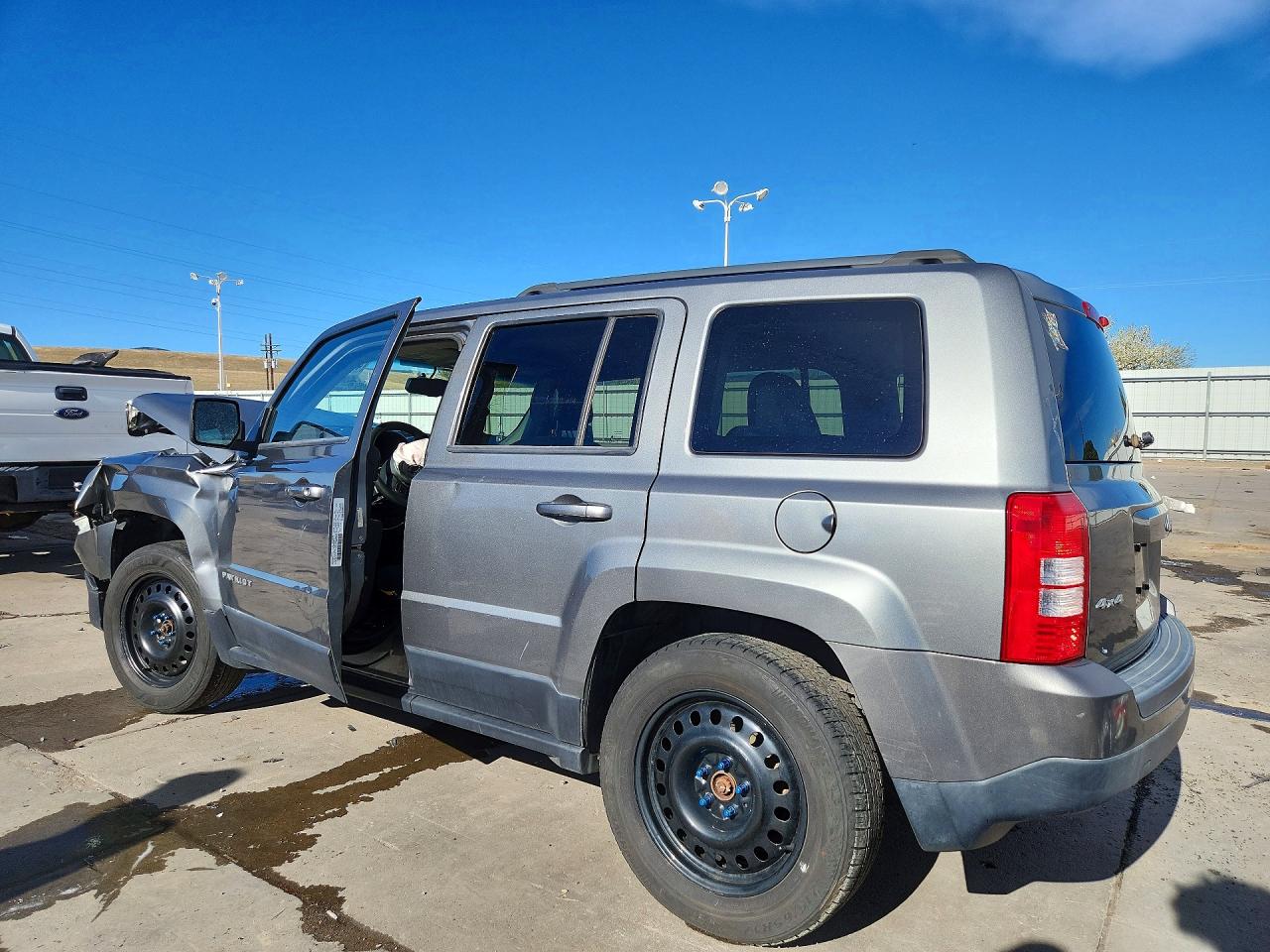 2014 JEEP PATRIOT SPORT photo 2
