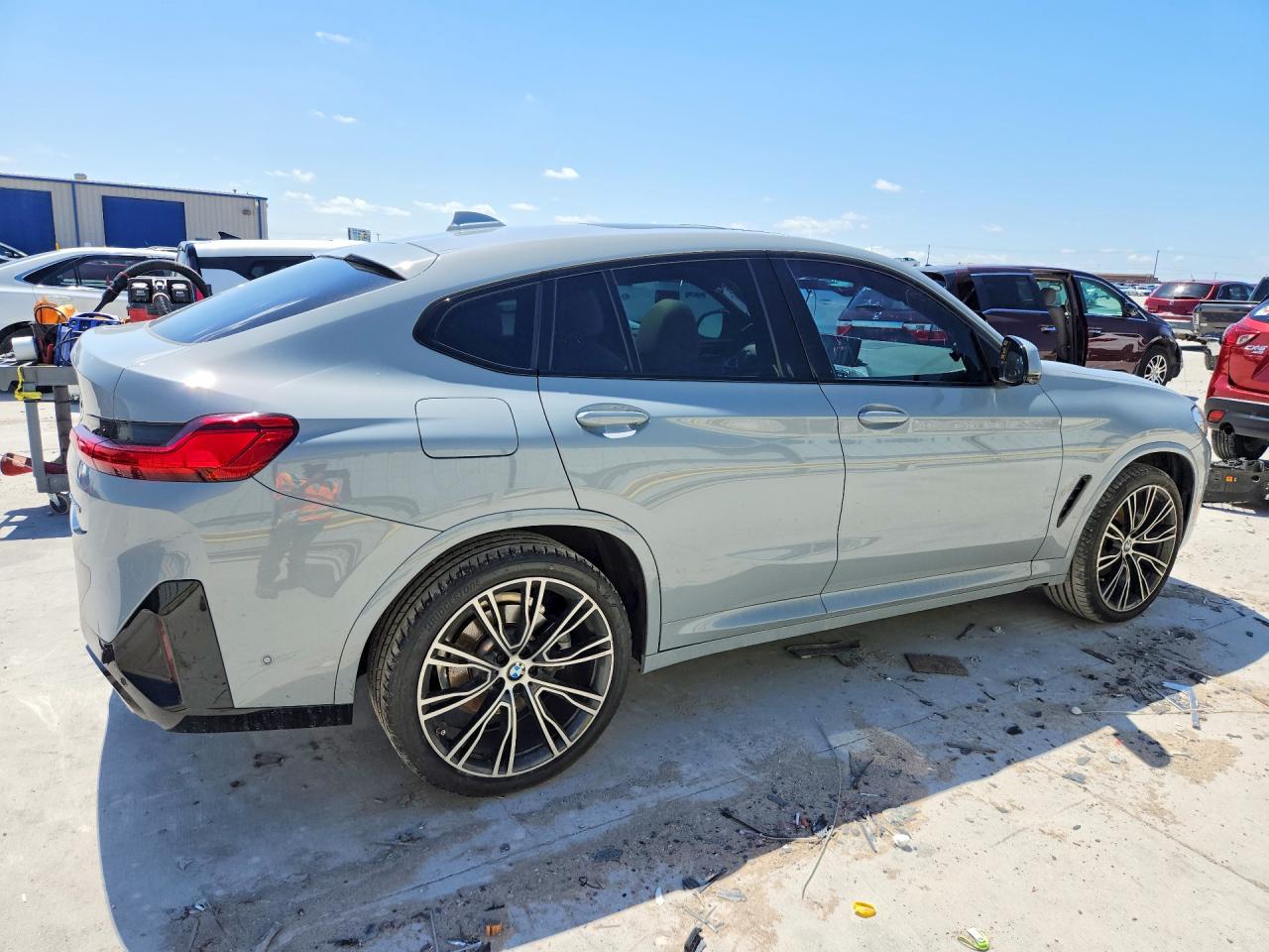 2024 BMW X4 XDRIVE30I photo 5