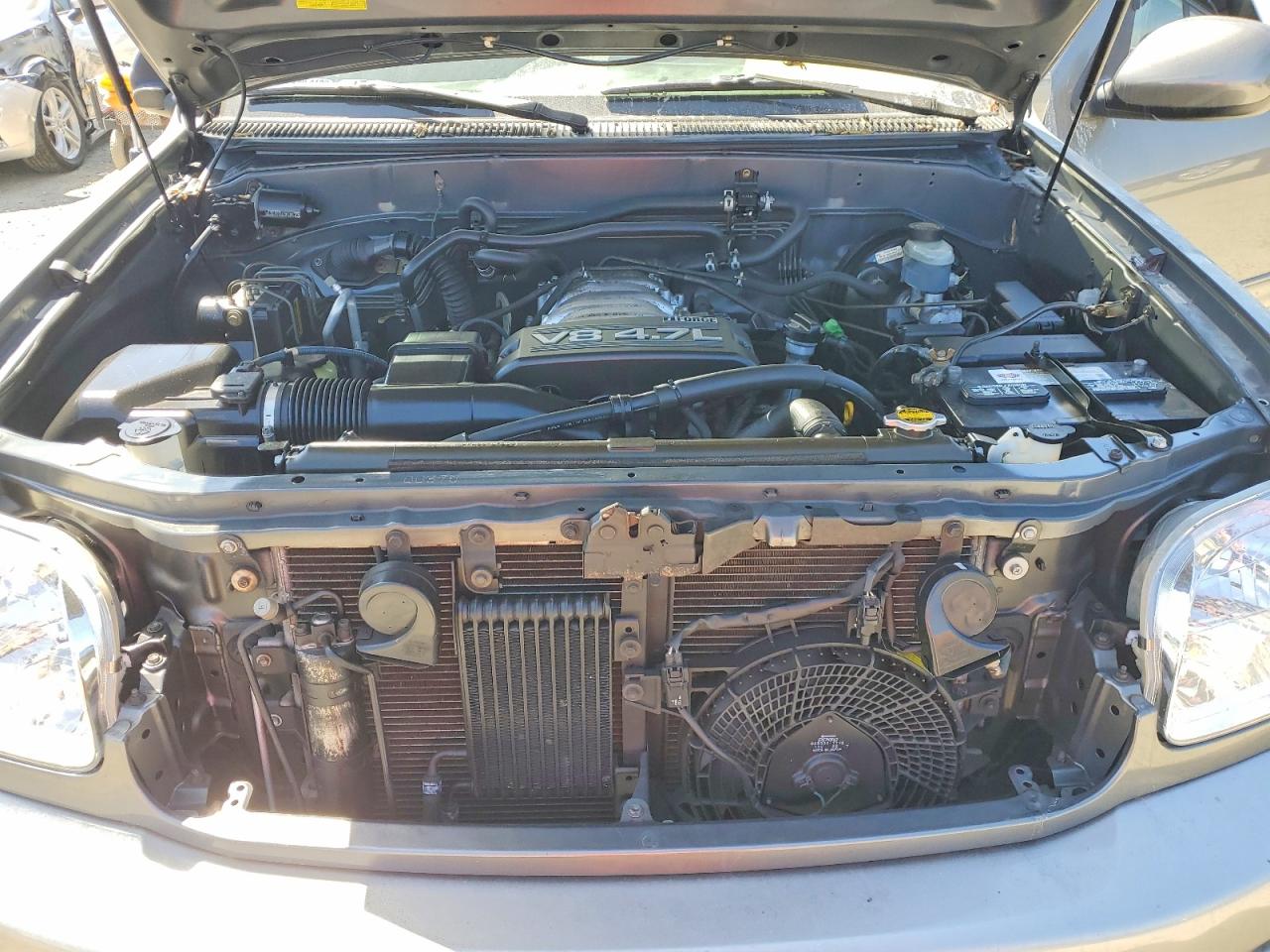2003 TOYOTA SEQUOIA SR5 photo 34