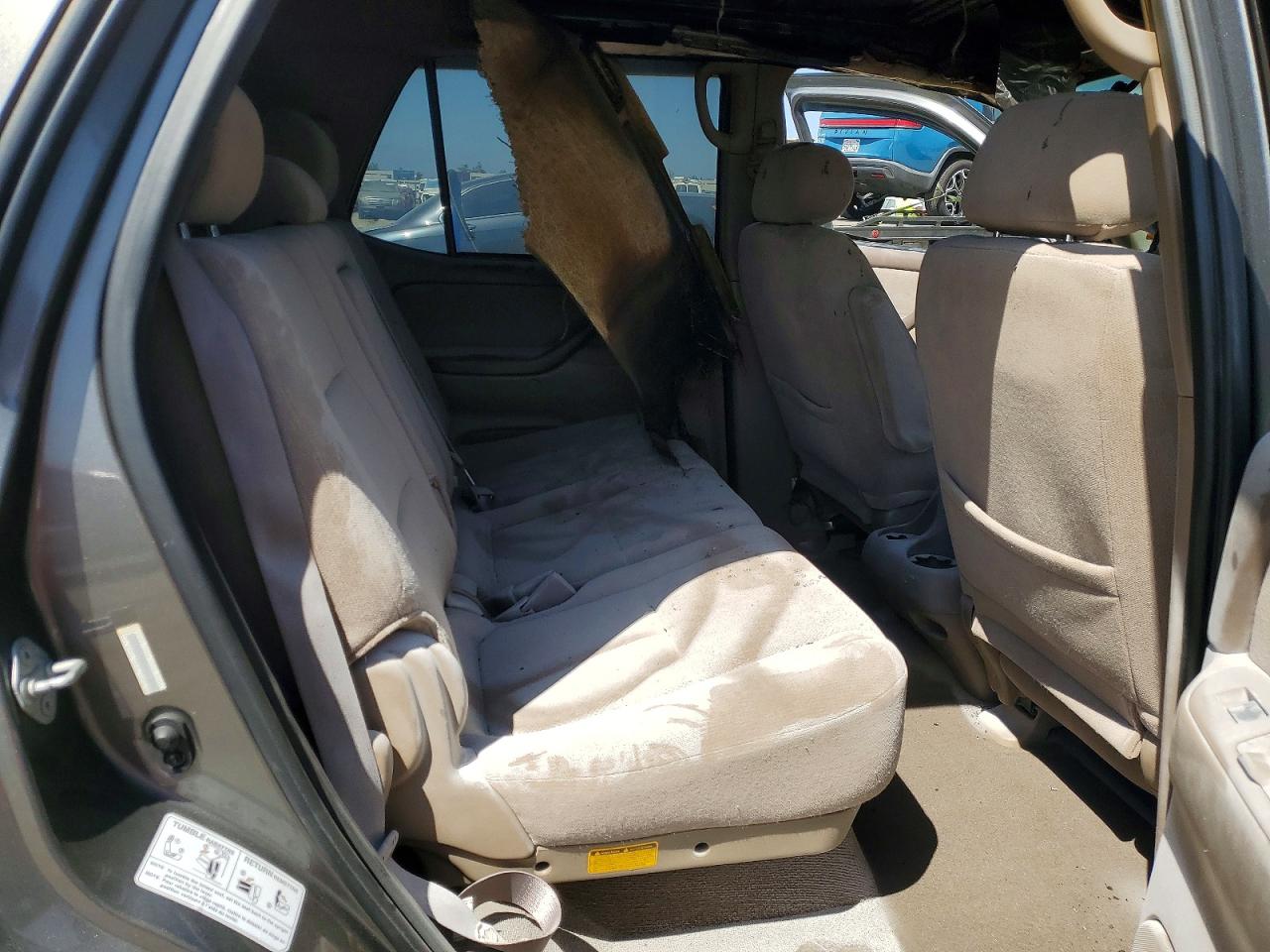 2003 TOYOTA SEQUOIA SR5 photo 31