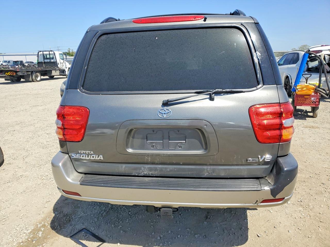 2003 TOYOTA SEQUOIA SR5 photo 16