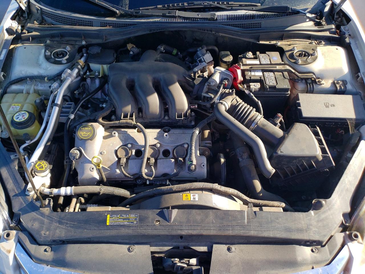 2008 FORD FUSION SE photo 21