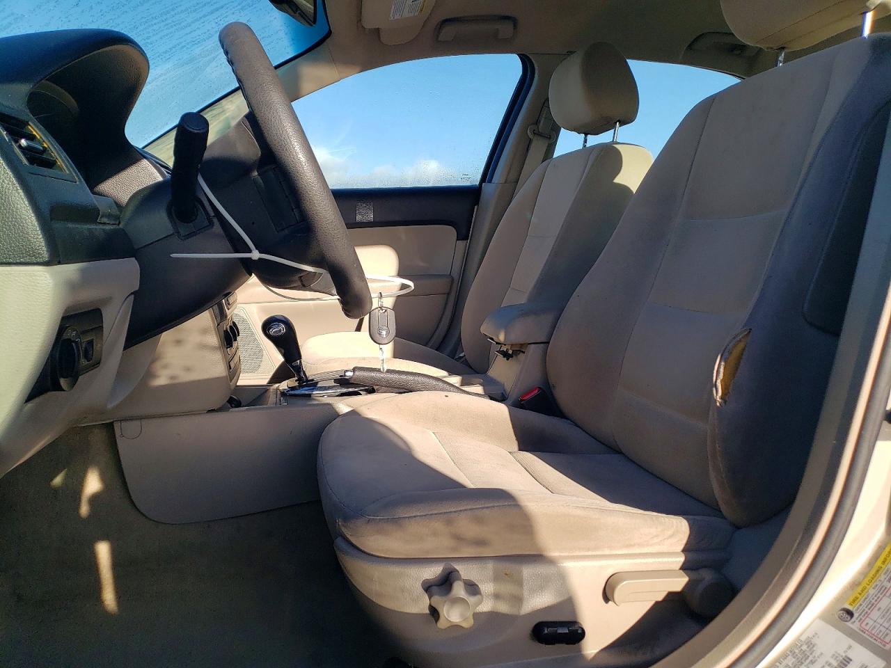 2008 FORD FUSION SE photo 13