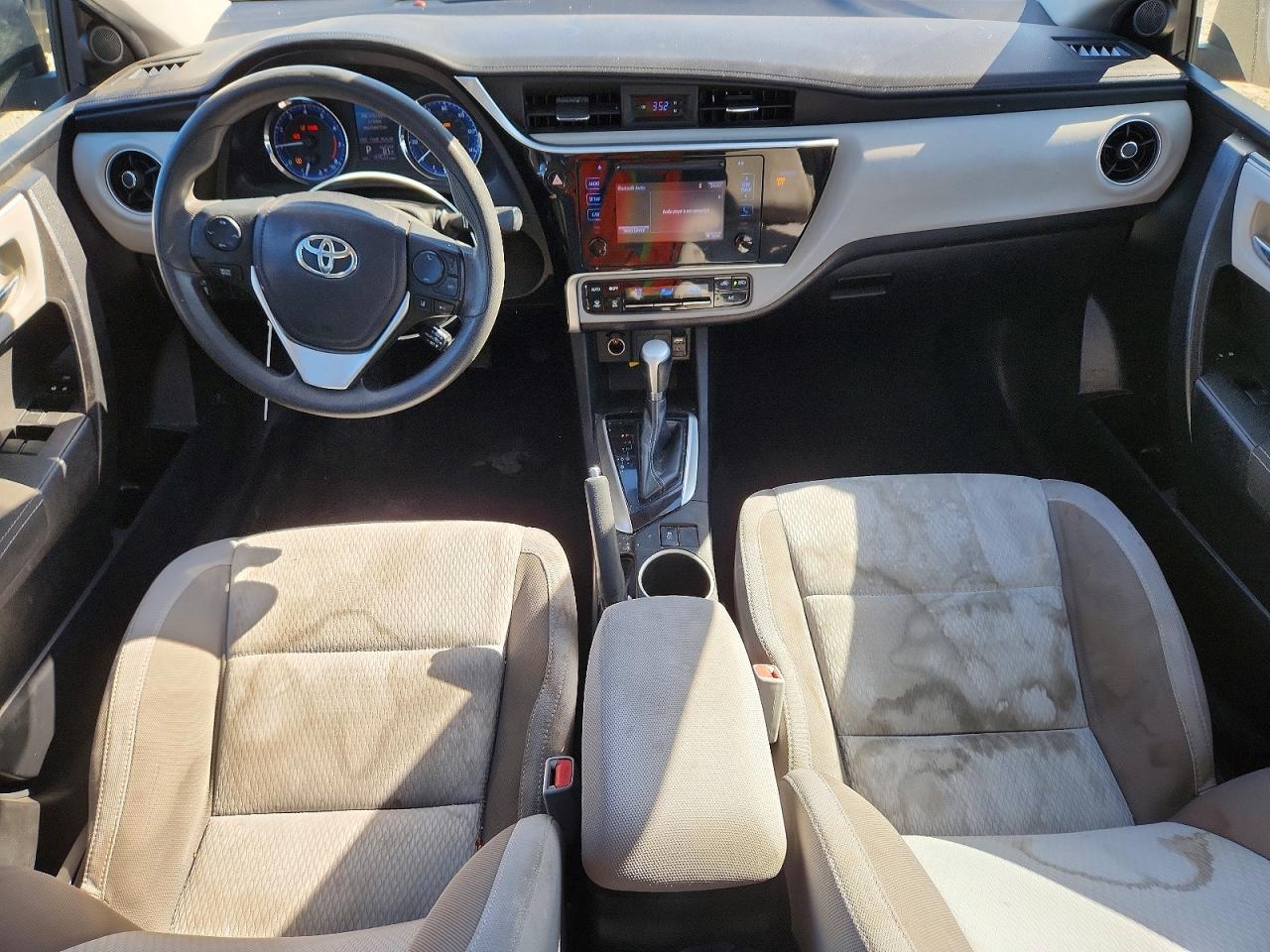 2019 TOYOTA COROLLA LE photo 15