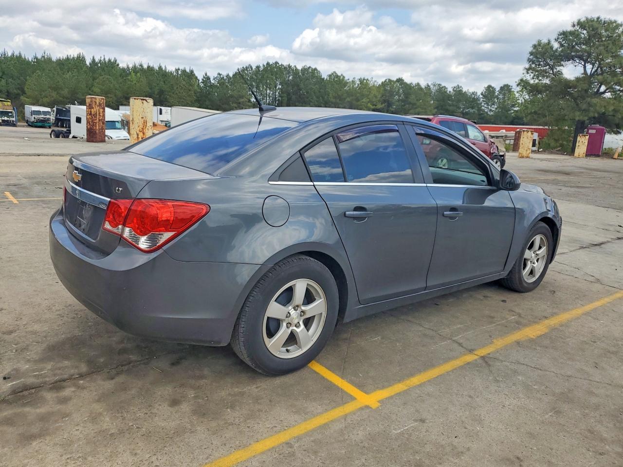 2013 CHEVROLET CRUZE LT photo 5