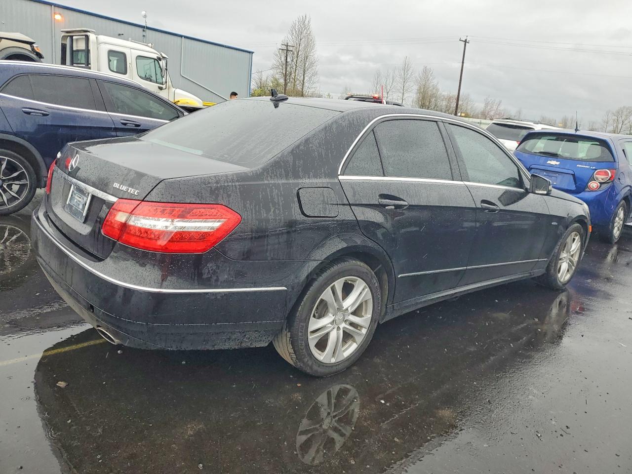 2011 MERCEDES-BENZ E 350 BLUETEC photo 5