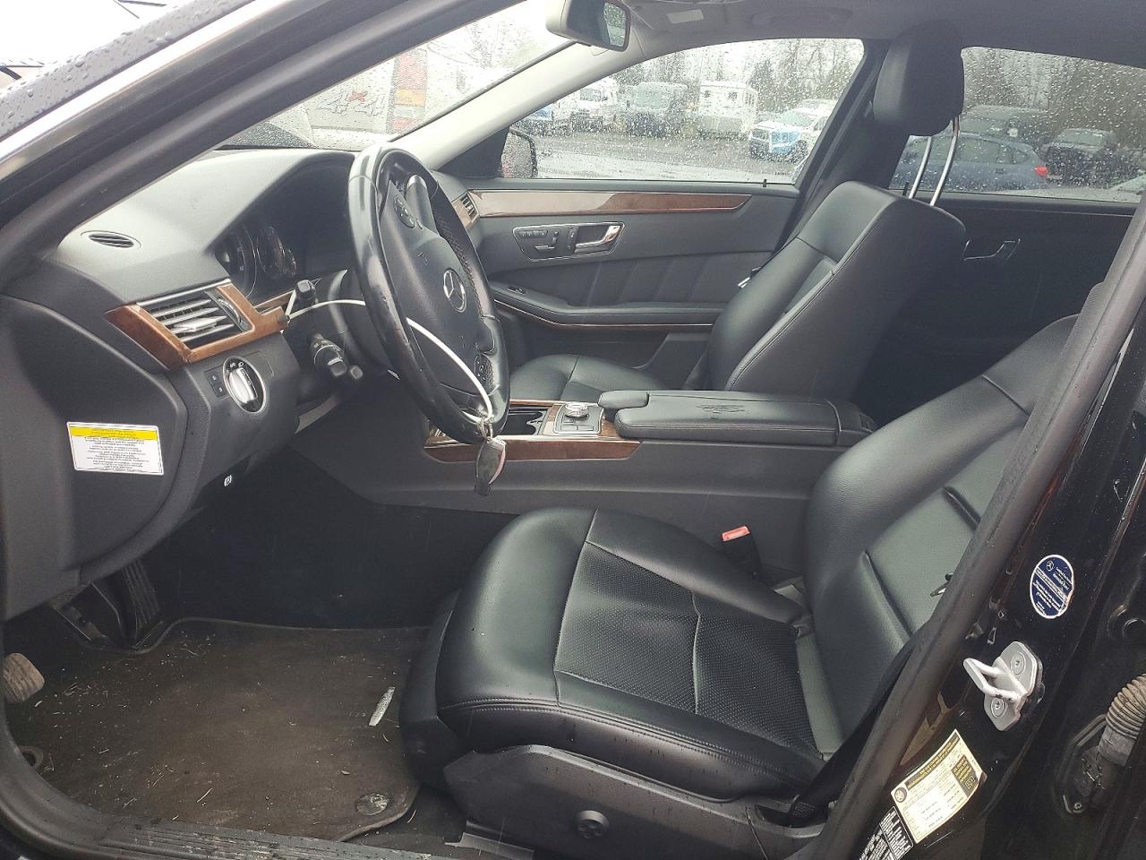2011 MERCEDES-BENZ E 350 BLUETEC photo 13
