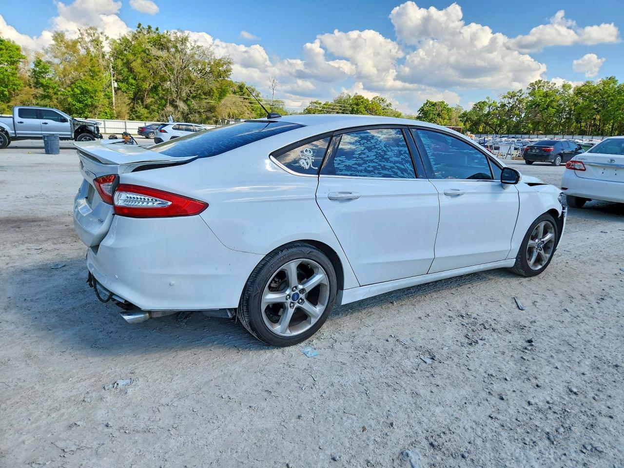 2014 FORD FUSION SE photo 5
