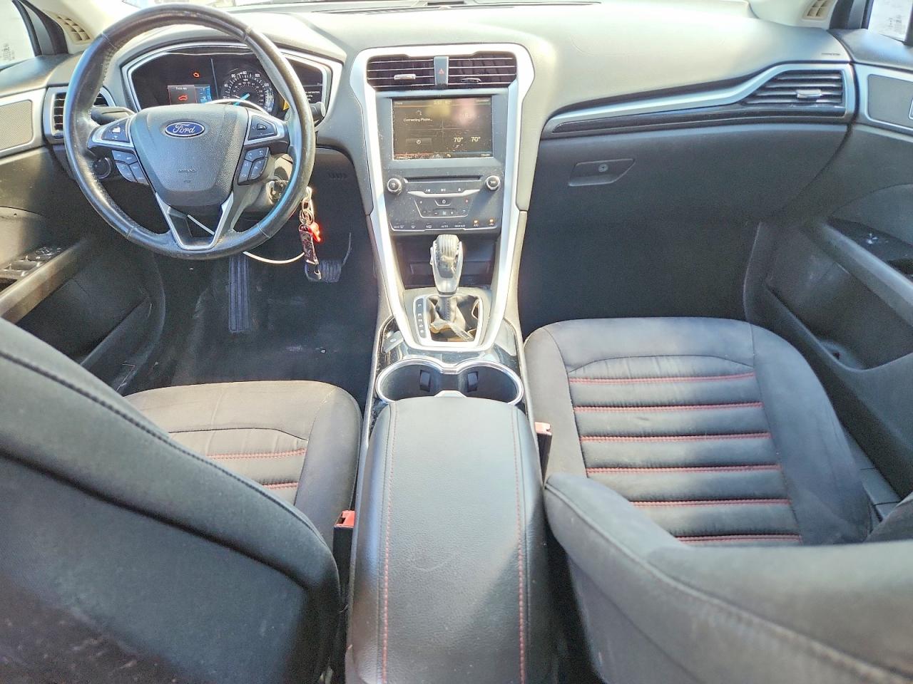 2014 FORD FUSION SE photo 15