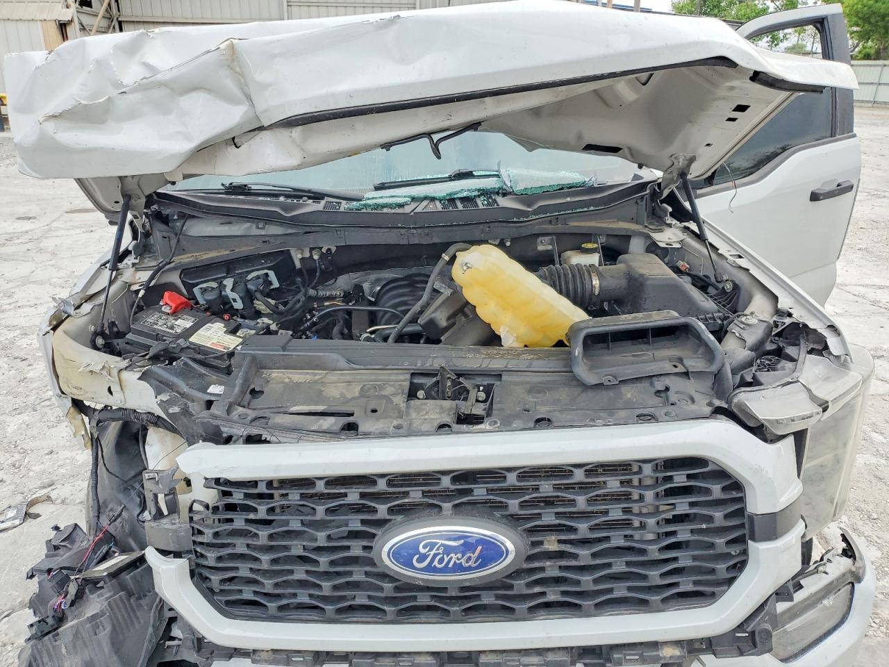 2023 FORD F150 SUPERCREW photo 31