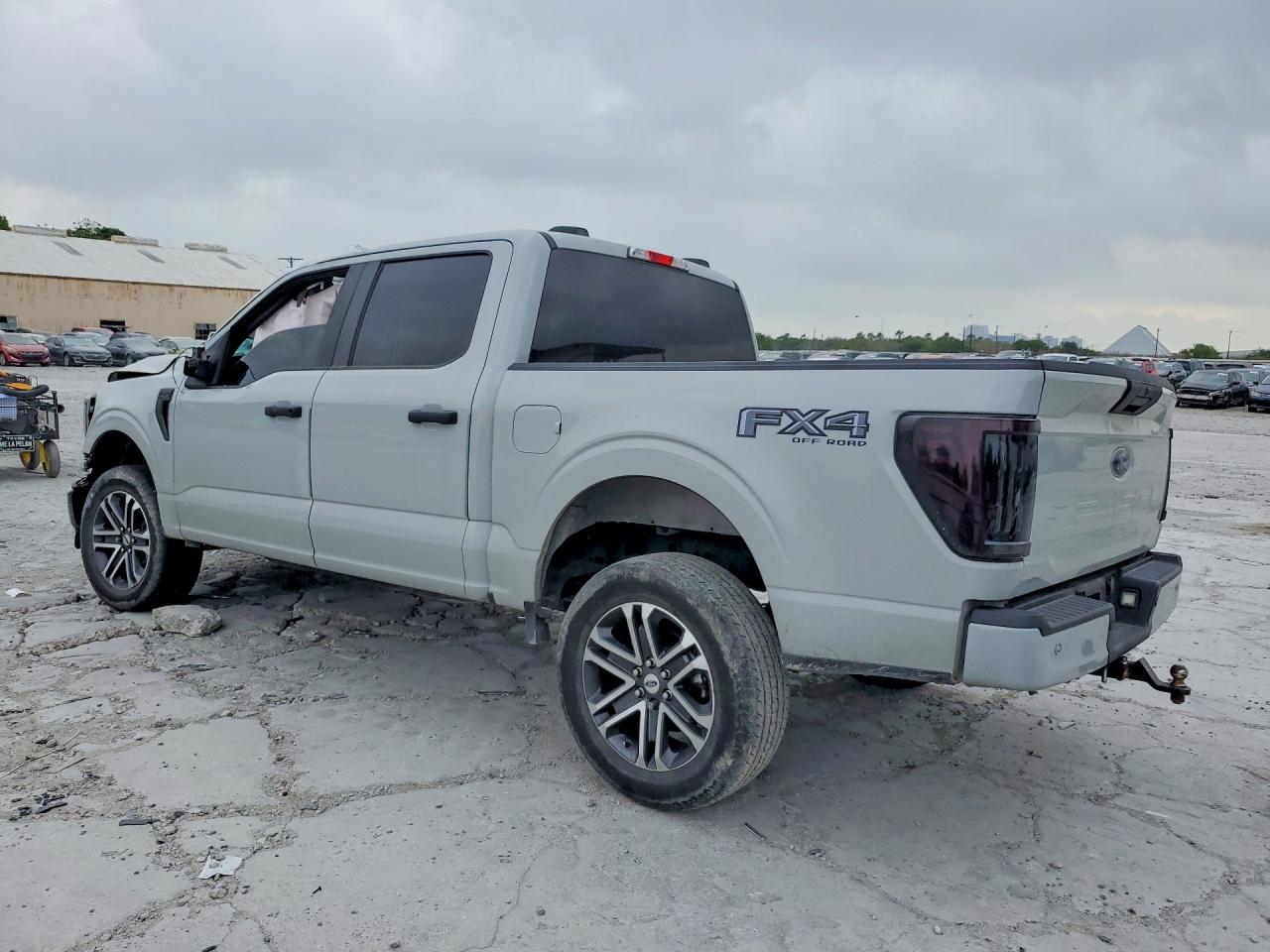 2023 FORD F150 SUPERCREW photo 4