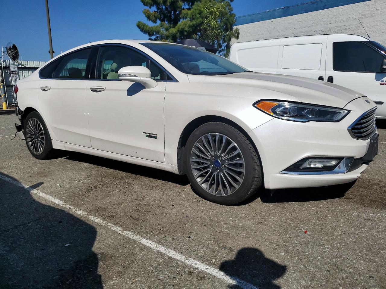 2017 FORD FUSION TITANIUM PHEV photo 4