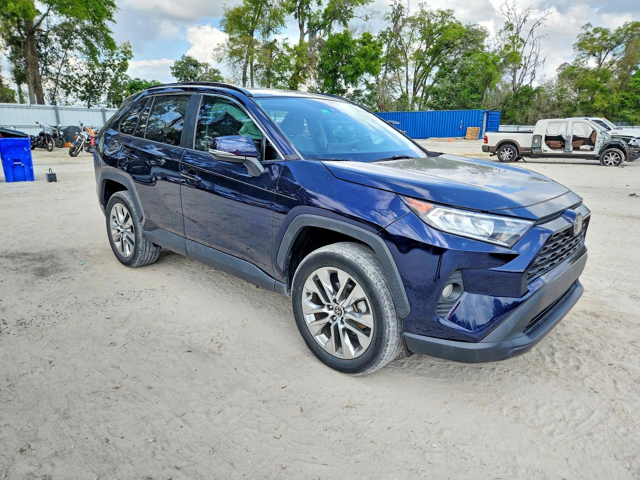 2021 TOYOTA RAV4 XLE PREMIUM photo 4