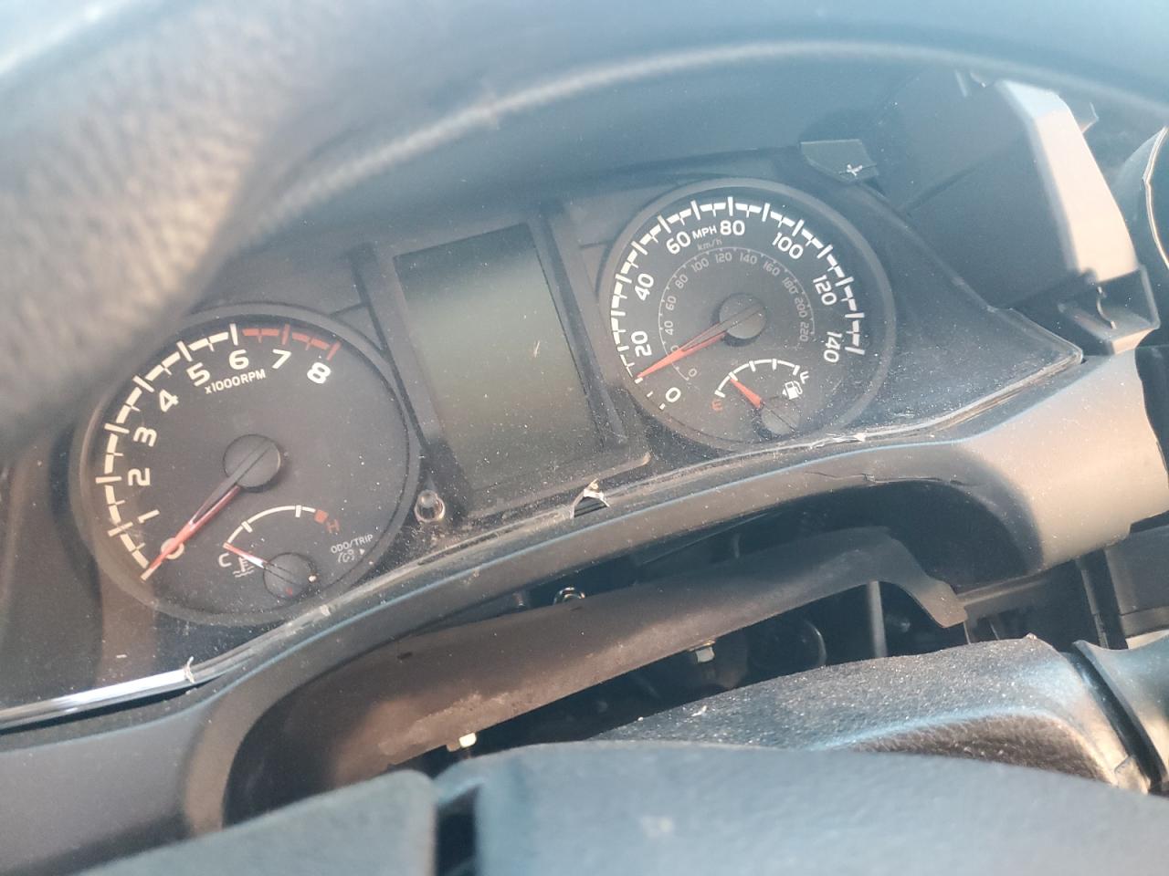 2019 TOYOTA TACOMA photo 9