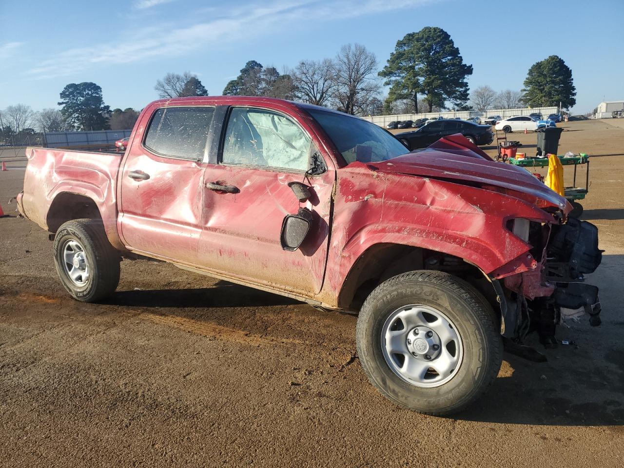 2019 TOYOTA TACOMA photo 4
