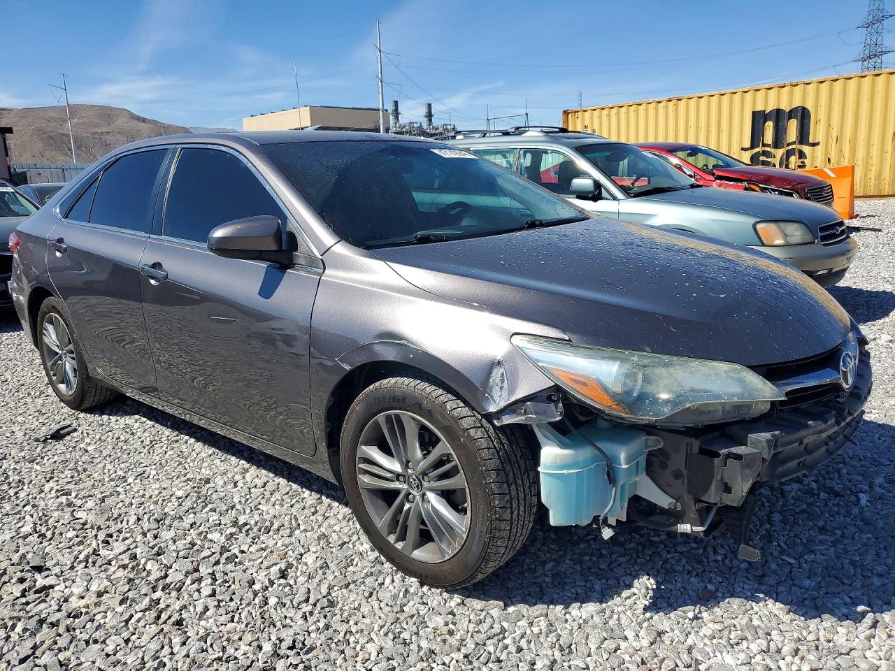 2015 TOYOTA CAMRY SE photo 10