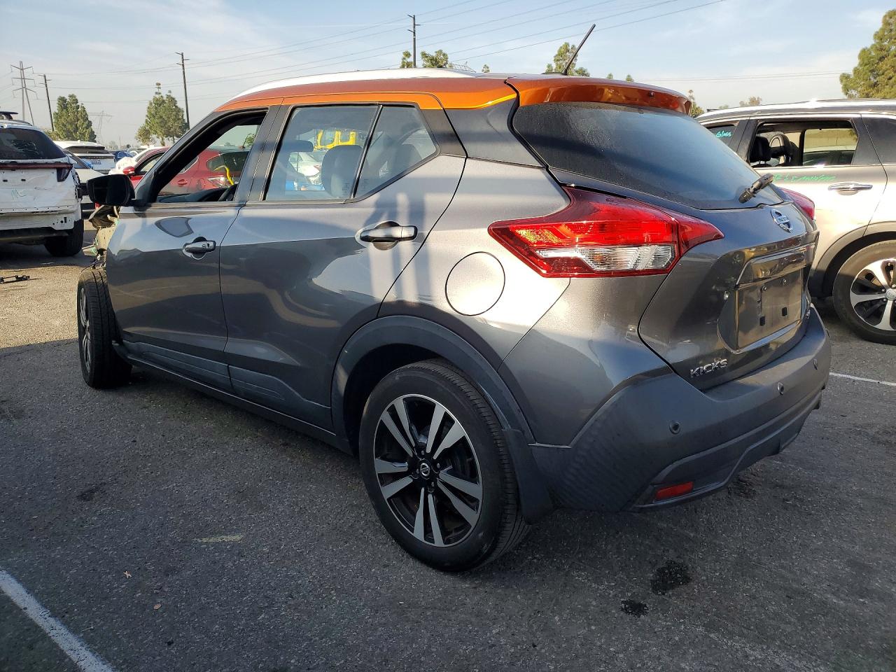 2020 NISSAN KICKS SV photo 3