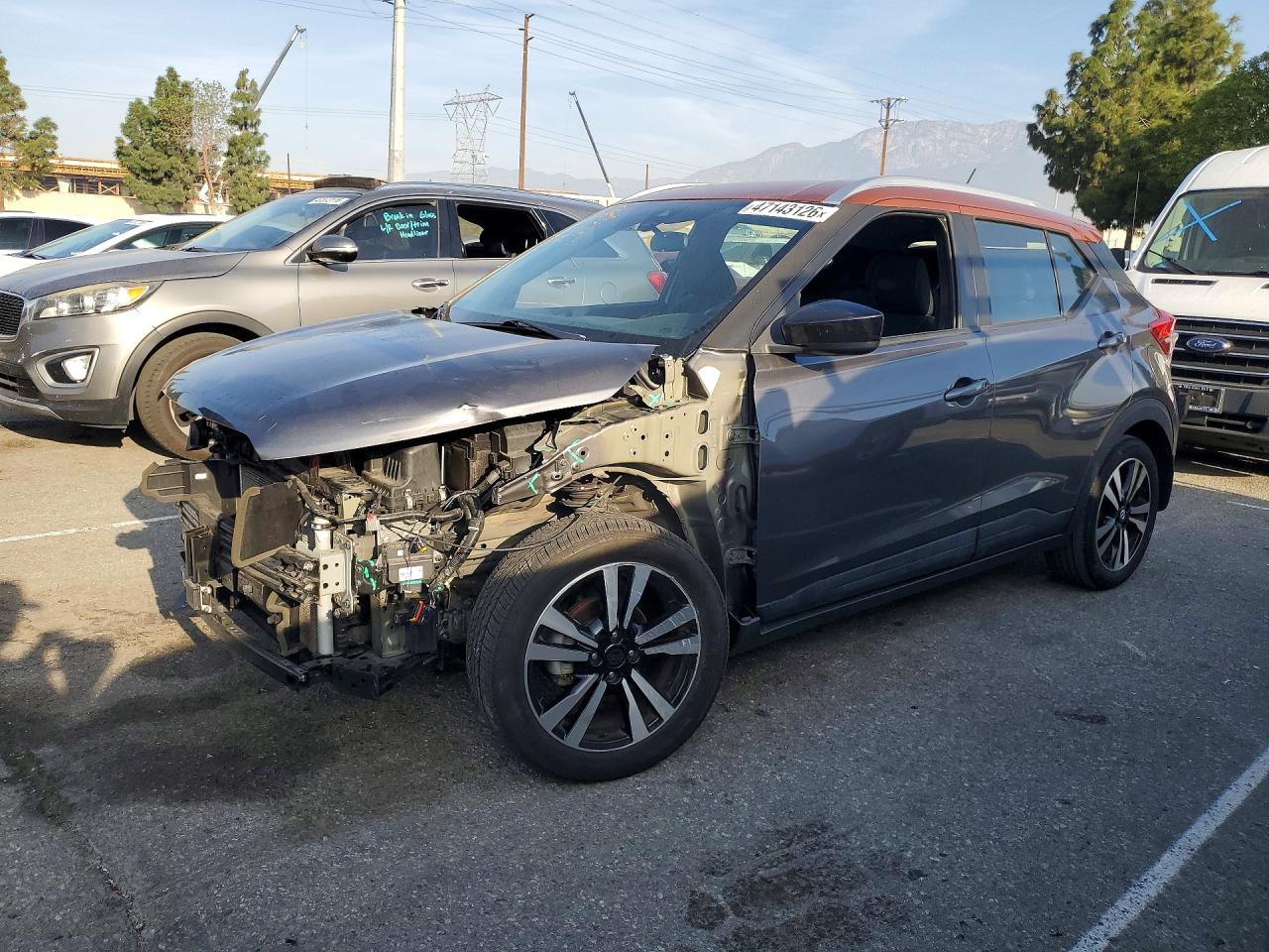 2020 NISSAN KICKS
