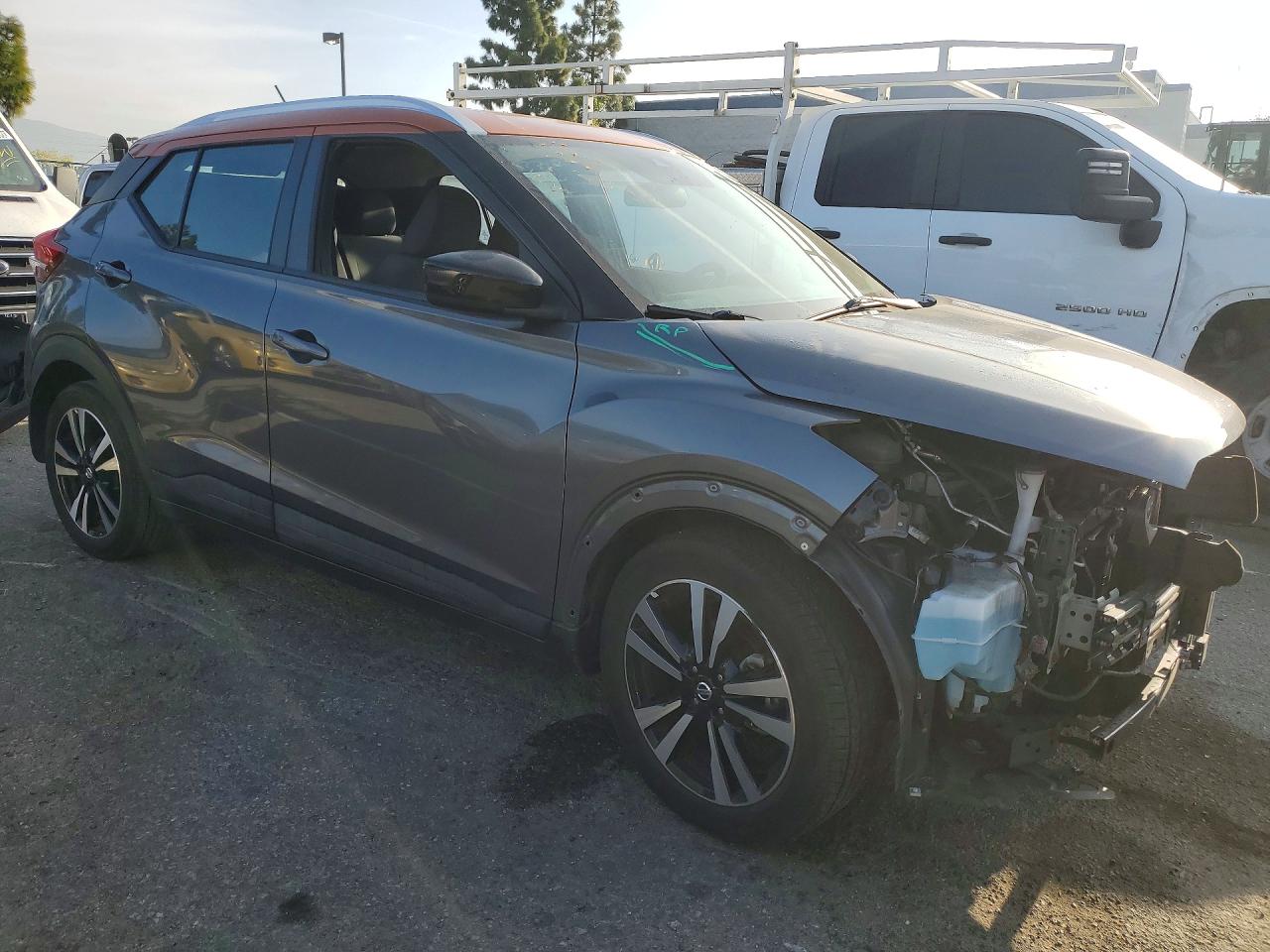 2020 NISSAN KICKS SV photo 7