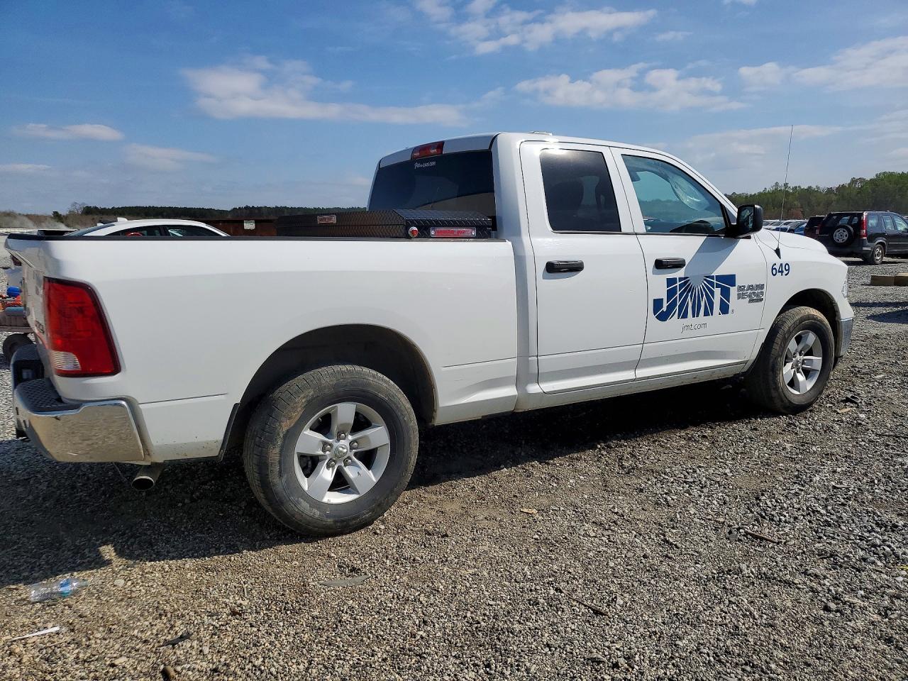 2024 RAM 1500 CLASSIC TRADESMAN photo 5