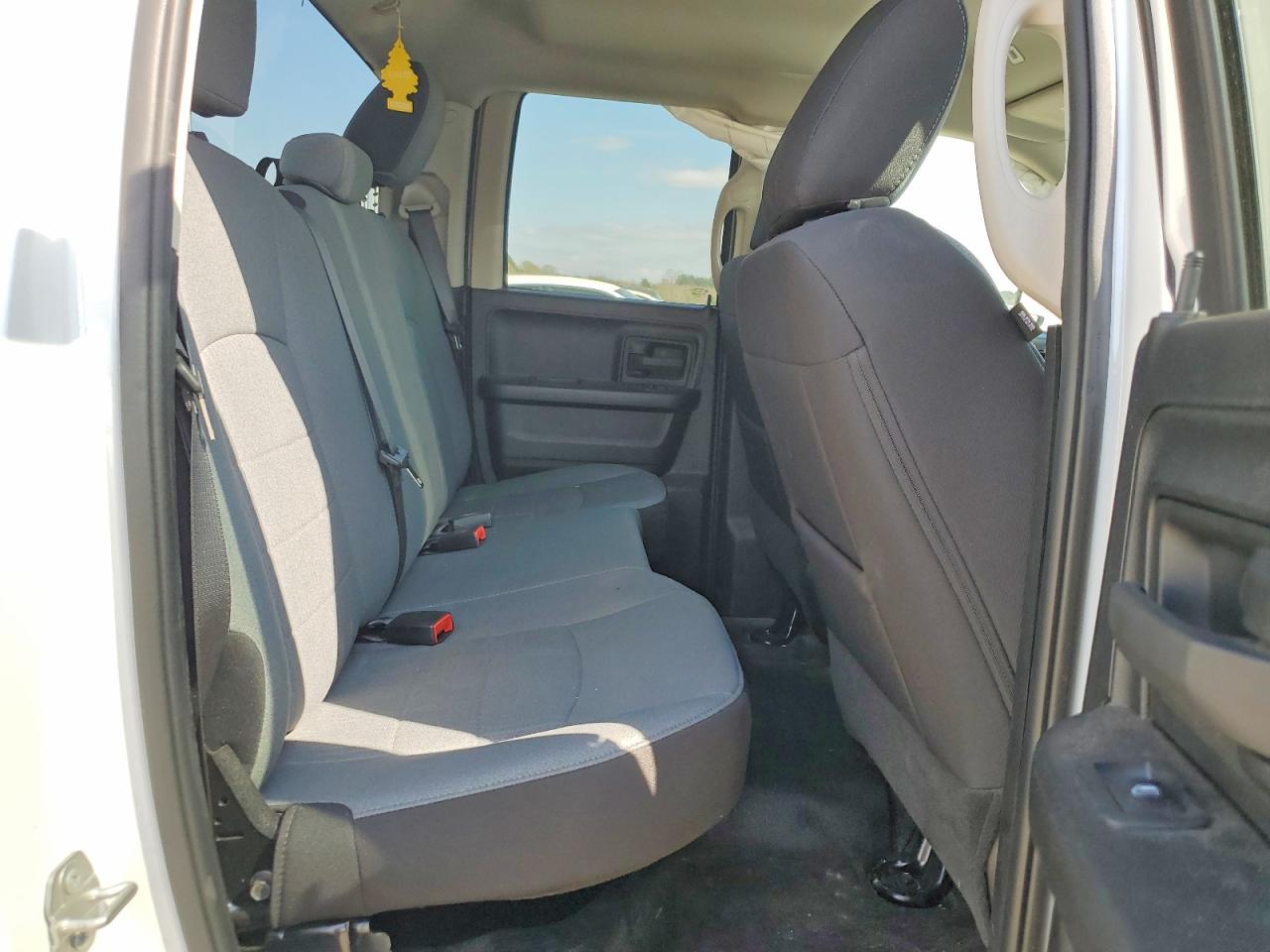2024 RAM 1500 CLASSIC TRADESMAN photo 19